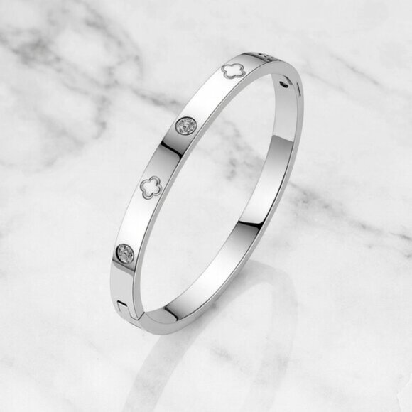 Clover Bling LuvCuff Bracelet - Picture 2 of 3